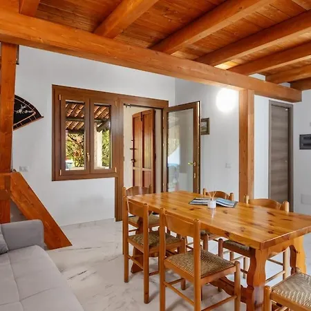 Cro'home -beaches In 5 Minutes- * San Teodoro (Sardinia)
